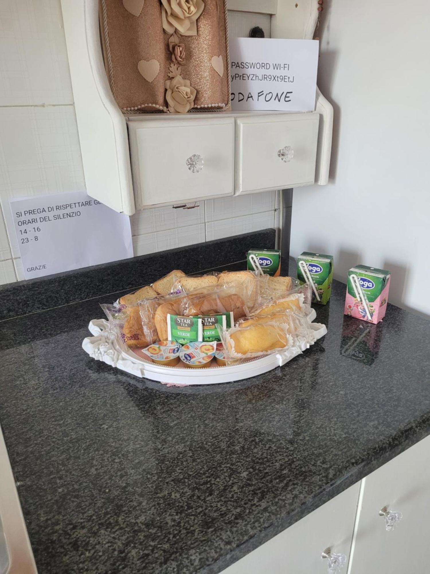 Home Di Pia Mugnano di Napoli Eksteriør bilde