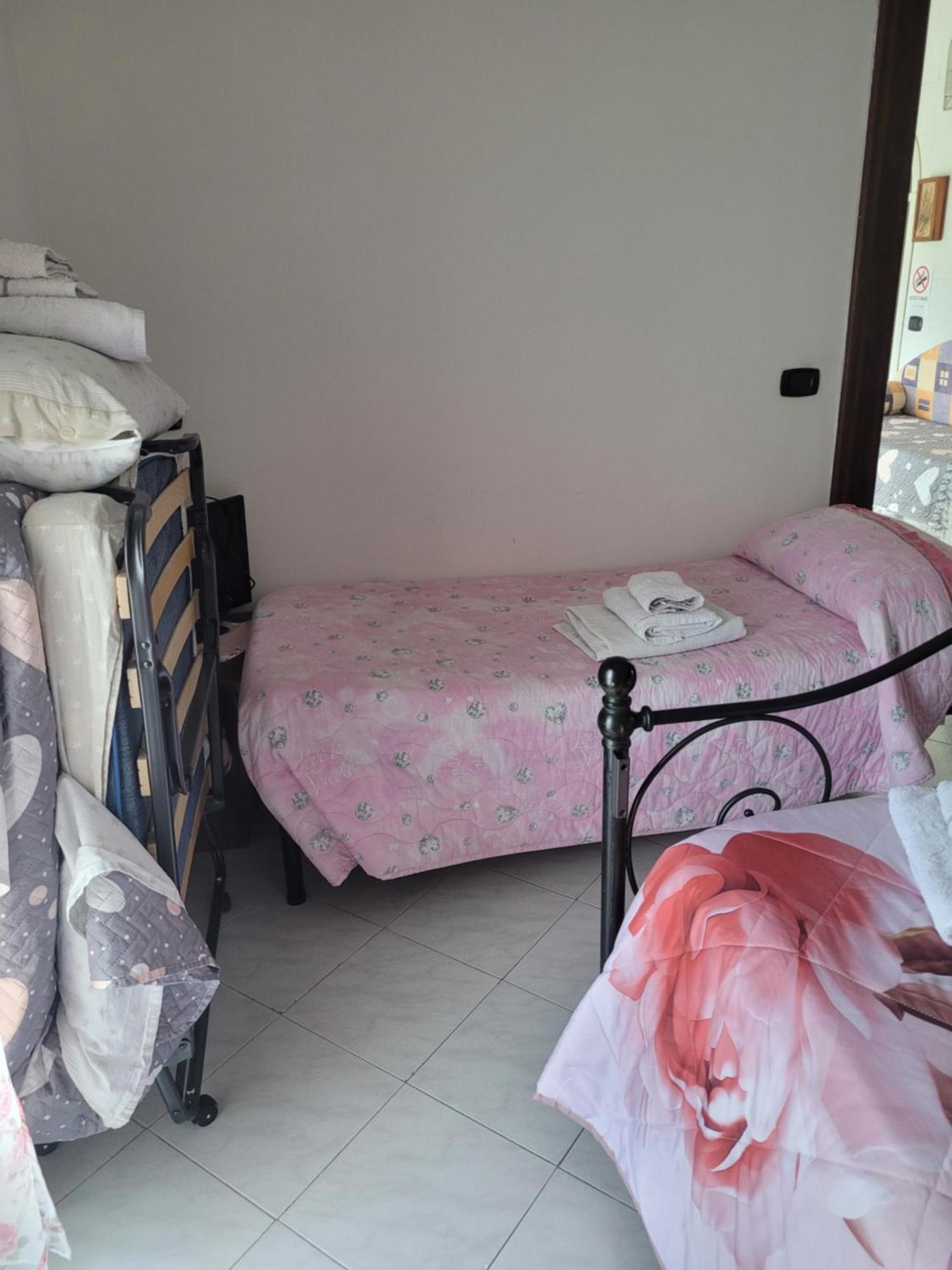 Home Di Pia Mugnano di Napoli Eksteriør bilde